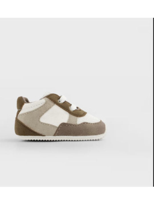 Mayoral Βρεφικά Sneakers Αγκαλιάς Καφέ
