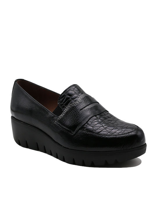 Wonders Women's Moccasins in Black Colour