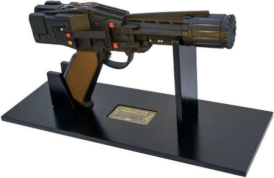 Factory Entertainment Replica in Scale 1:1