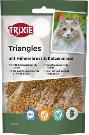 Trixie Triangles Chicken Treats with Catnip for Cats 50 g