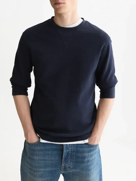 Blaues Langarmshirt