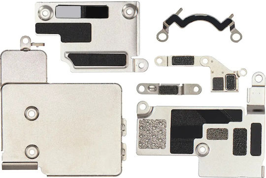 Kleine Metallhalterung auf dem Motherboard des iPhone 13