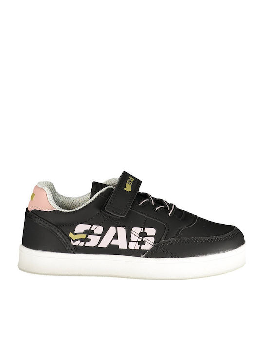 Gas